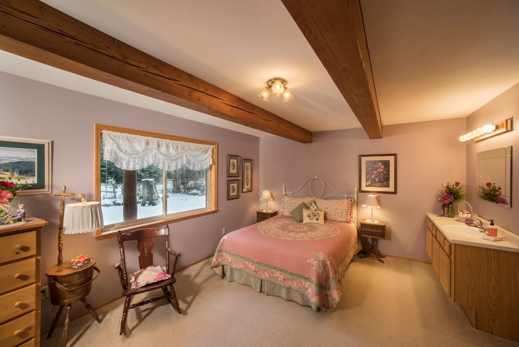Western Pleasure Guest Ranch Sandpoint Exterior foto