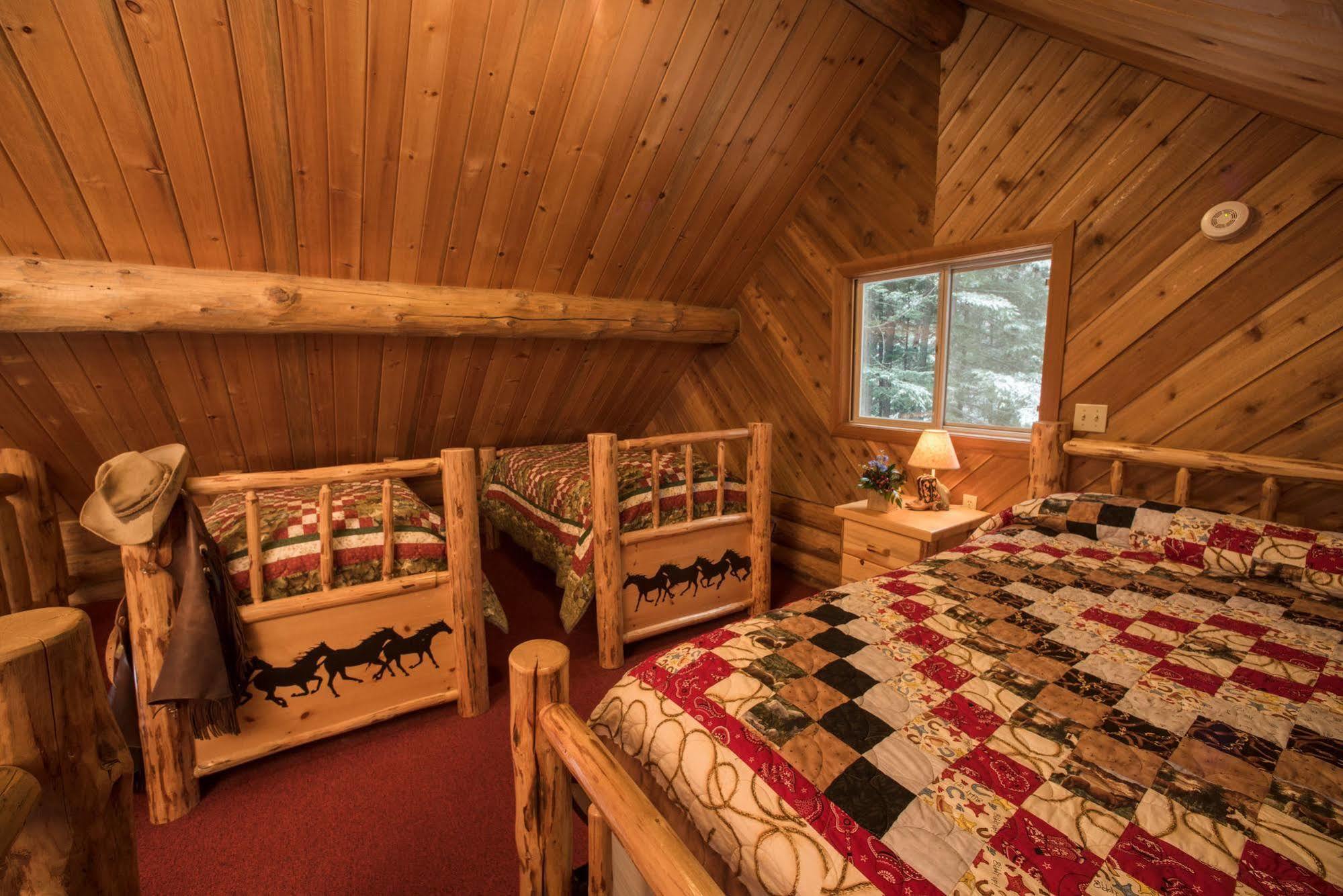 Western Pleasure Guest Ranch Sandpoint Exterior foto