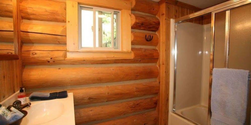 Western Pleasure Guest Ranch Sandpoint Exterior foto