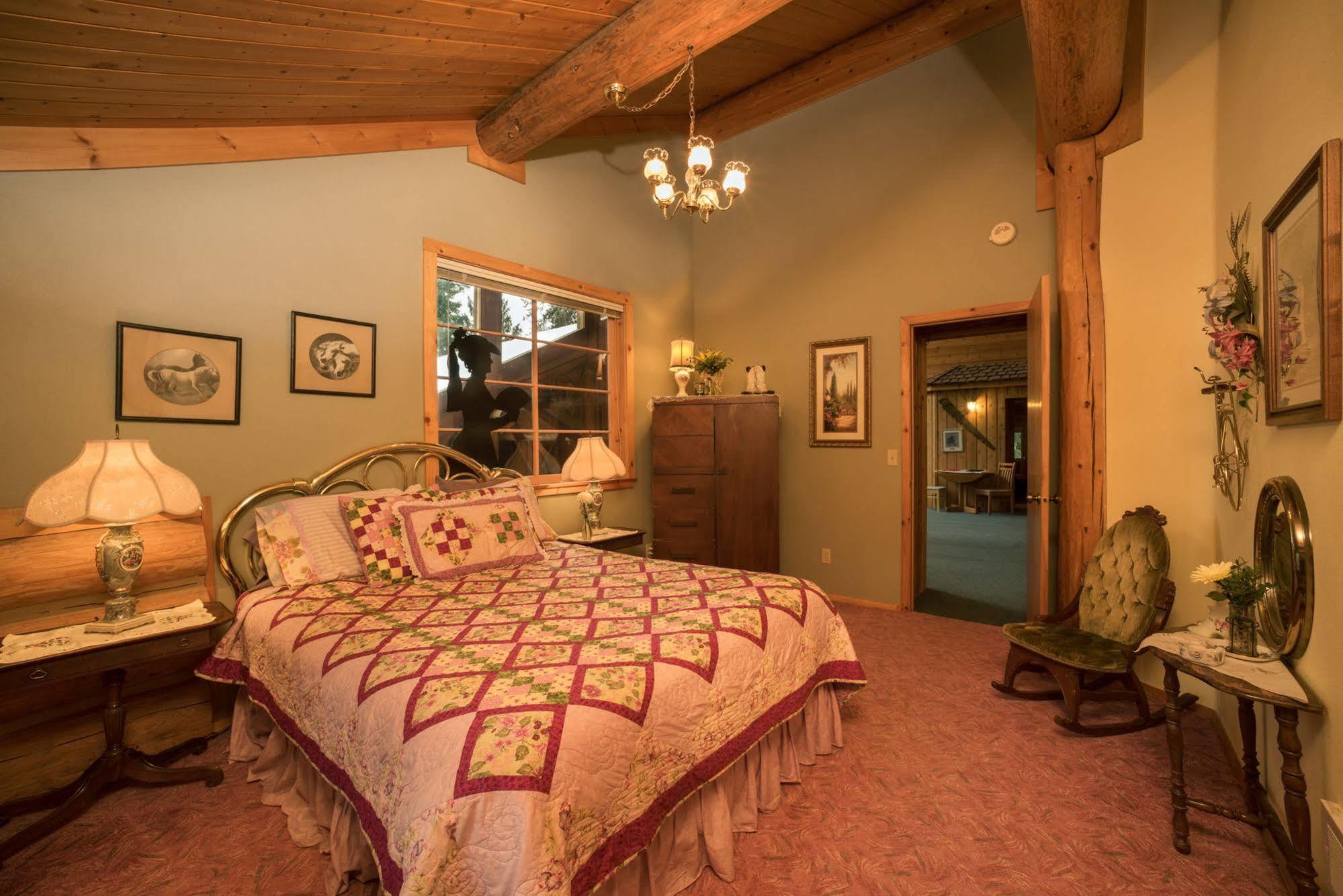 Western Pleasure Guest Ranch Sandpoint Exterior foto